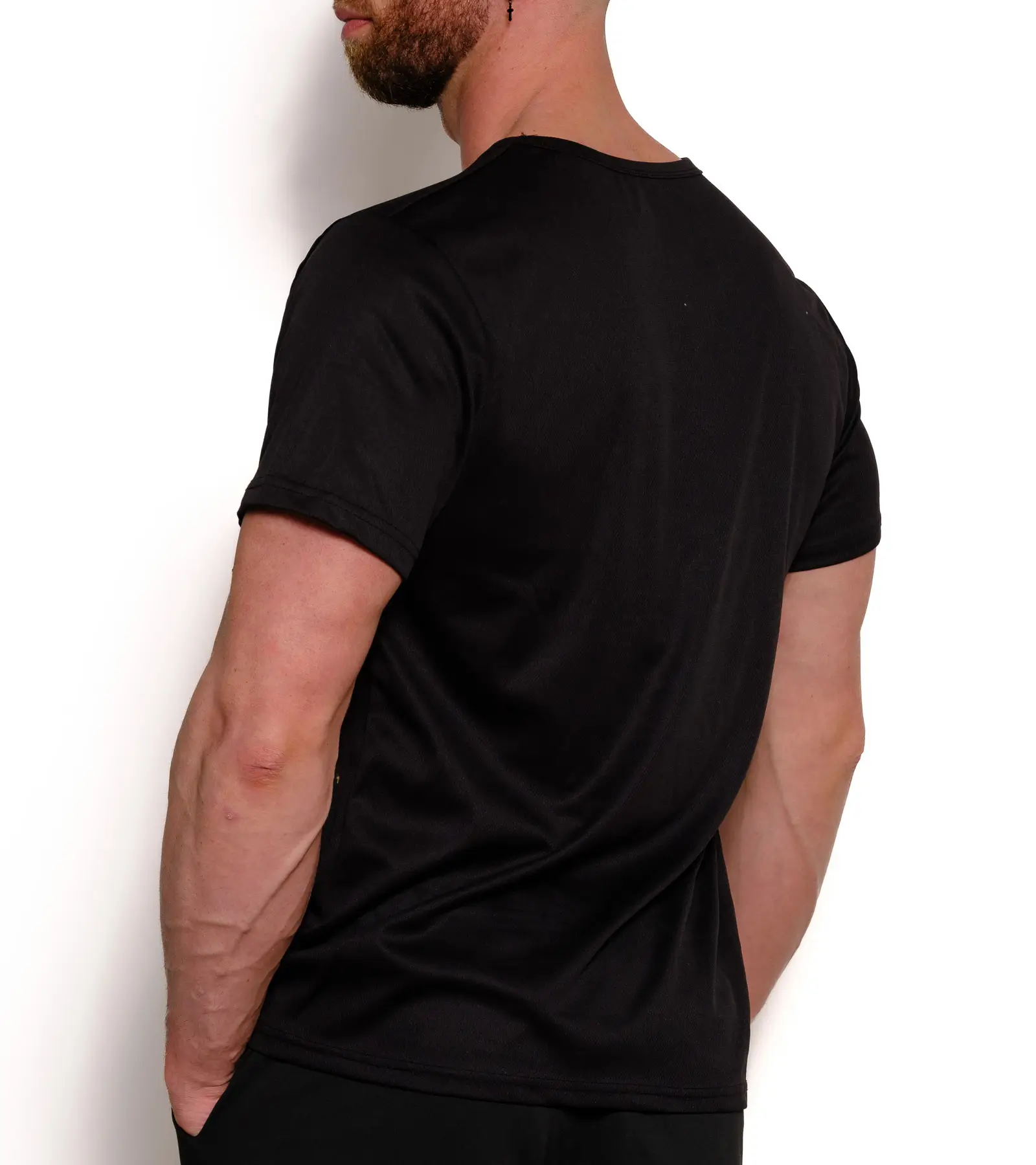 MAGLIETTA COMFORT NERA RETRO 2